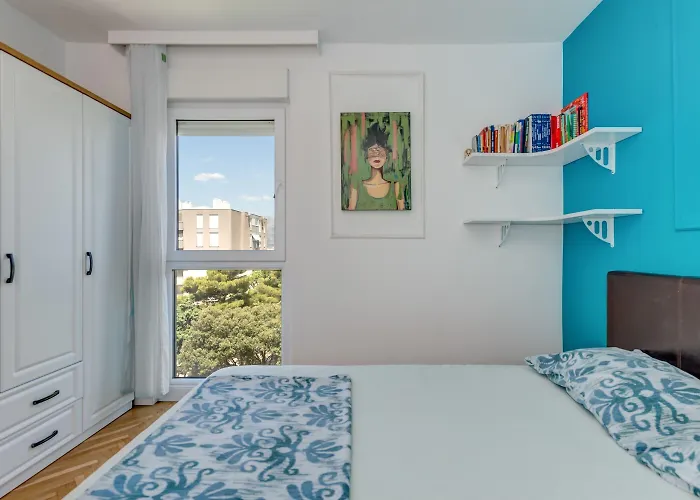 Modern 90 M2 With Balcony W The Sea View *