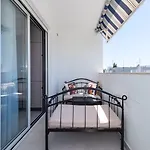 Modern 90 M2 With Balcony W The Sea View