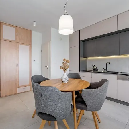 Modern 90 M2 With Balcony W The Sea View Appartement