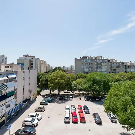 Modern 90 M2 With Balcony W The Sea View * Split