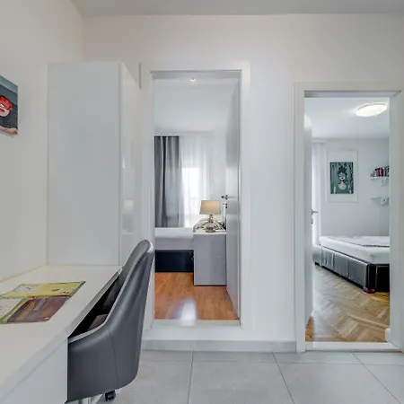 Appartement Modern 90 M2 With Balcony W The Sea View *