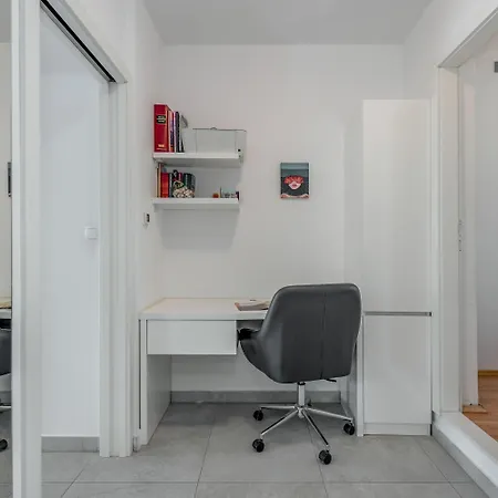 Modern 90 M2 With Balcony W The Sea View Appartement *