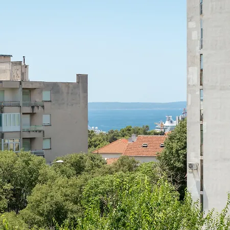 Modern 90 M2 With Balcony W The Sea View Apartman Split