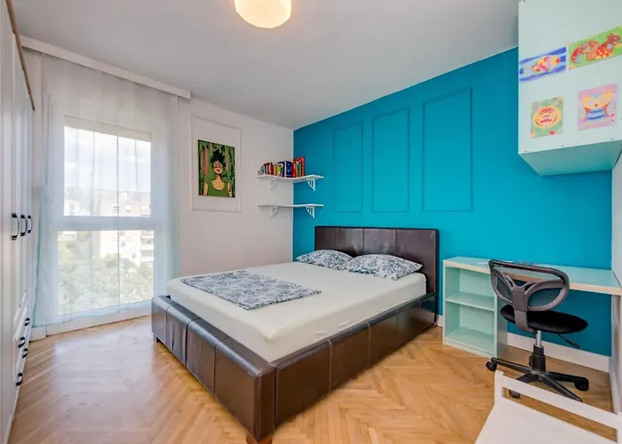 Modern 90 M2 With Balcony W The Sea View Apartman *